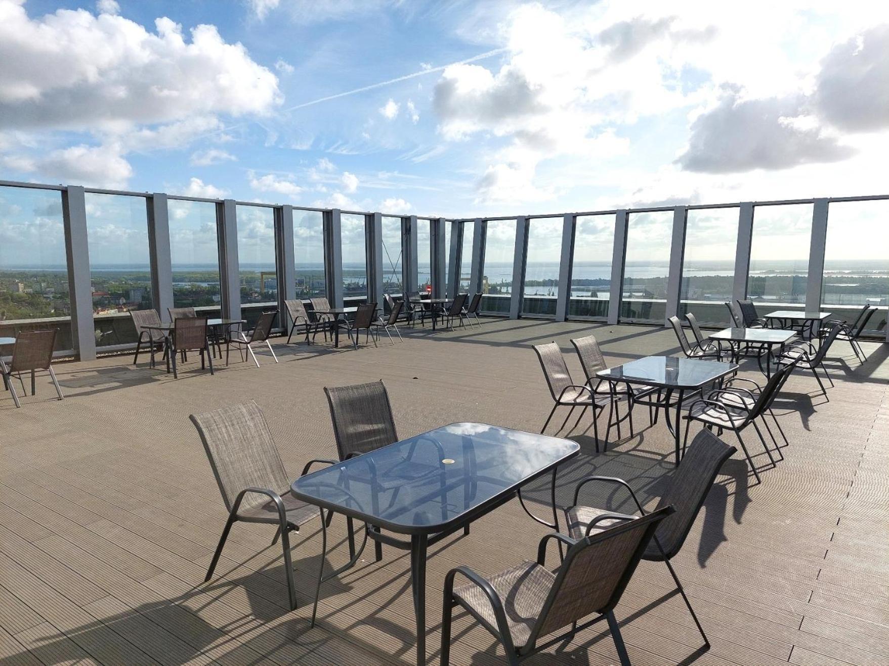 Hanza Tower Stett-inn Business & *